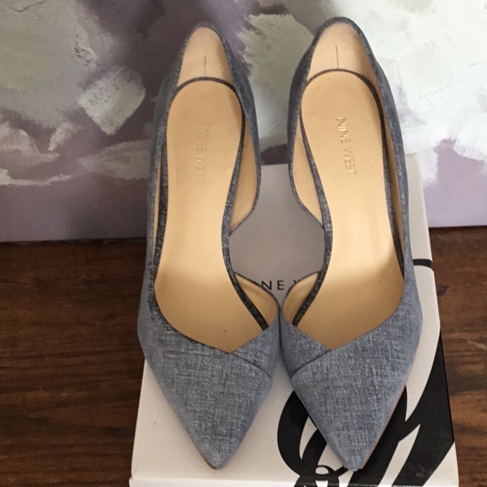 Nine West Light Blue Pointed Toe D'Orsay Pumps